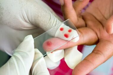 Diagnose von Schmerzen in den Fingerspitzen